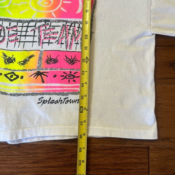 Vintage “Splash Town” Cut off t-shirt. - Picture 5 of 5
